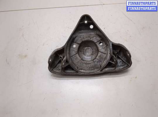 купить Опора амортизатора верхняя (чашка) на Audi A6 (C5) 1997-2005