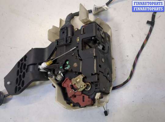 Замок боковой двери на Volkswagen Touareg I (7L)