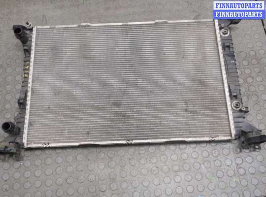 Радиатор охлаждения двигателя AU1700437 на Audi Q5 2008-2017