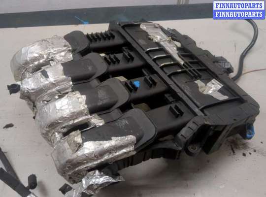 купить Коллектор впускной на Renault Clio 1998-2008