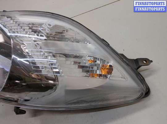 купить Фара (передняя) на Toyota Yaris 2005-2011