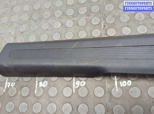 купить Накладка на порог на Volkswagen Tiguan 2016-2021