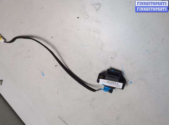 купить Замок багажника на Renault Clio 1998-2008