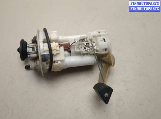 Насос топливный электрический TT963782 на Toyota Corolla E12 2001-2006