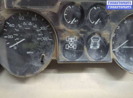 Щиток приборов на Mitsubishi Pajero III