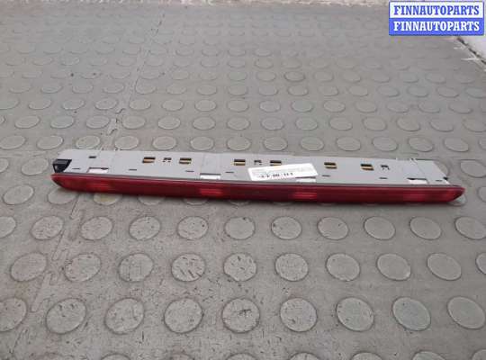 купить Фонарь дополнительный (стоп-сигнал) на Mercedes C W203 2000-2008