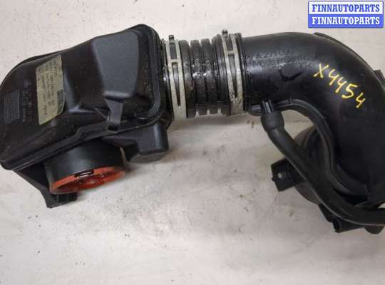 купить Воздуховод на Mercedes C W203 2000-2008