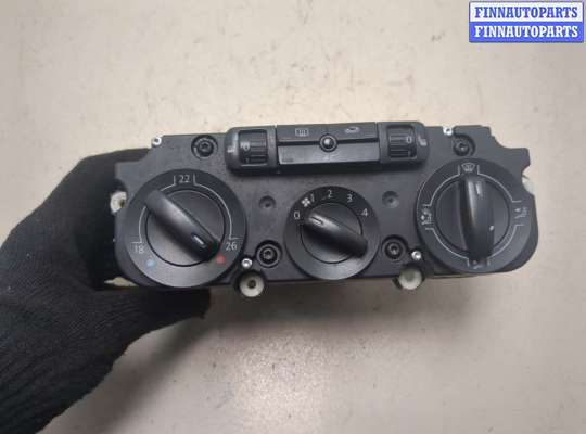 купить Переключатель отопителя (печки) на Volkswagen Golf 5 2003-2009