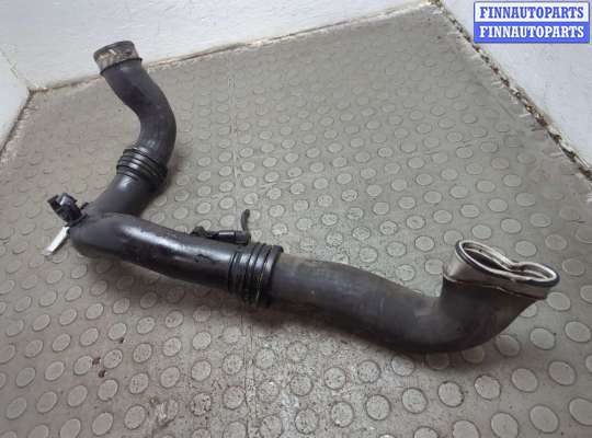 купить Патрубок интеркулера на Volkswagen Golf Plus