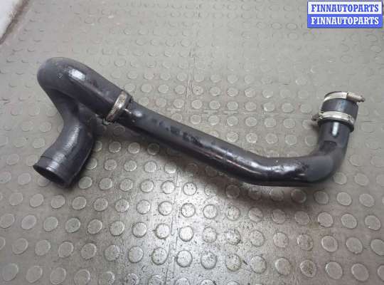 Патрубок (трубка, шланг) на Audi A4 (8E/8H, B6)