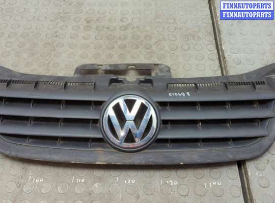 купить Решетка радиатора на Volkswagen Touran 2003-2006
