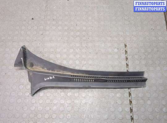 купить Жабо под дворники (дождевик) на Volkswagen Golf Plus