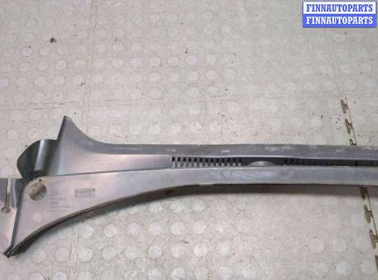 купить Жабо под дворники (дождевик) на Volkswagen Golf Plus