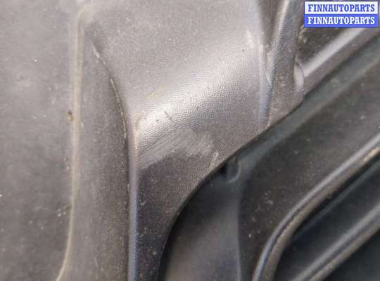 купить Решетка радиатора на Renault Trafic 2014-2025