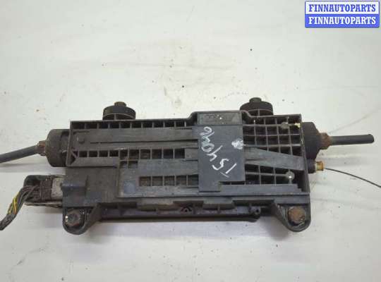 Электропривод ручного тормоза (моторчик ручника) LRS0983 на Land Rover Range Rover Sport 2005-2013