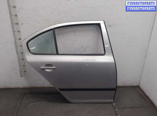Дверная карта (Обшивка двери) SK495748 на Skoda Octavia (A5) 2004-2013