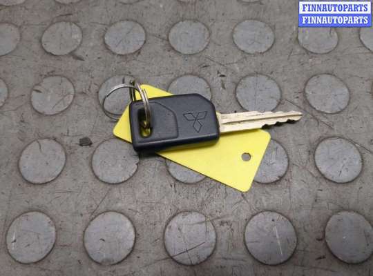 купить Ключ зажигания на Mitsubishi Montero Sport / Pajero Sport 1996-2008