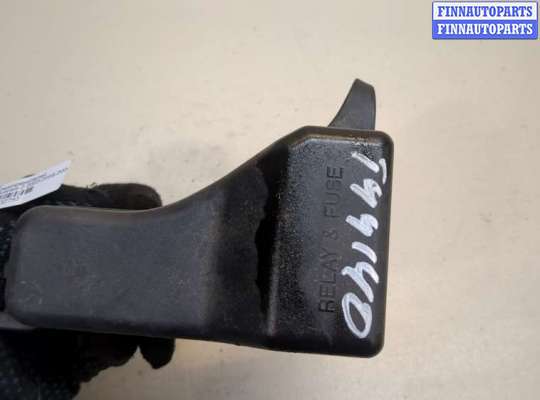 купить Блок предохранителей на Toyota Avensis 2 2003-2008