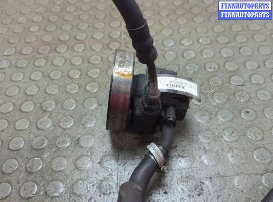 Насос гидроусилителя руля (ГУР) LRN5270 на Land Rover Discovery 2 1998-2004