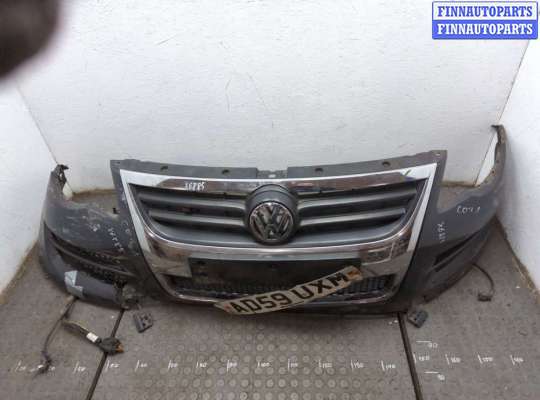 купить Заглушка (решётка) бампера на Volkswagen Touareg 2007-2010