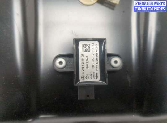 Стеклоподъемник электрический на Mercedes-Benz R (W251)