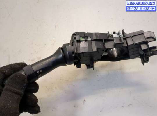 купить Переключатель поворотов на Toyota Prius 2003-2009