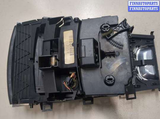 купить Консоль салона (кулисная часть) на Mercedes R W251 2005-