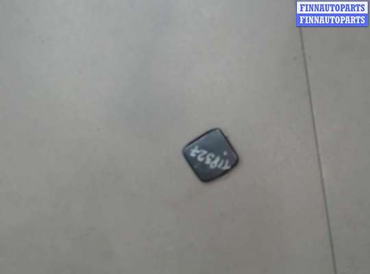 купить Заглушка буксировочного крюка на Ford Focus 2 2005-2008