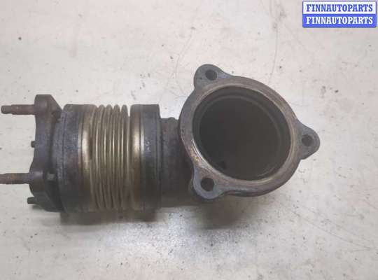 купить Труба приёмная глушителя на Volvo S40 / V40 1995-2004