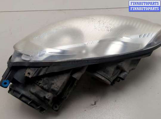 Фара передняя на Volkswagen Jetta V (1K)