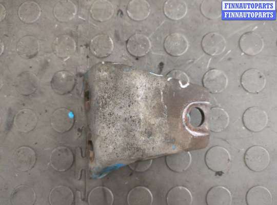 купить Кронштейн (лапа крепления) на Renault Trafic 2001-2014