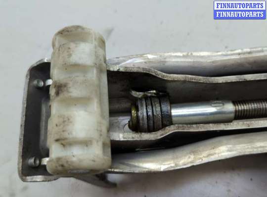 Домкрат на Audi A6 (C6)