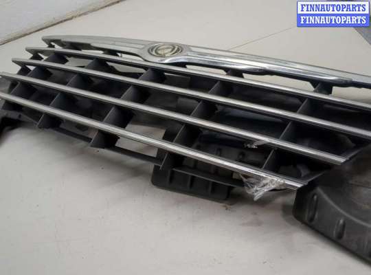 купить Решетка радиатора на Chrysler Voyager 2000-2007