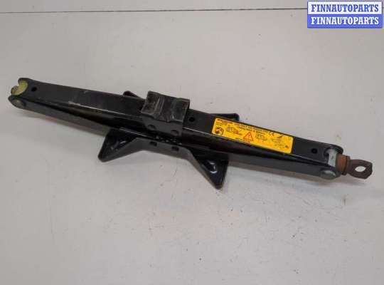 Домкрат HD517332 на Honda CR-V 2001-2006