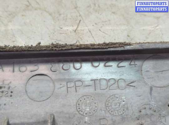 купить Уплотнитель на Mercedes ML W163 1997-2005