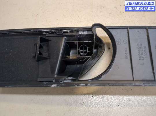 купить Обшивка стойки на Toyota C-HR 2016-2023