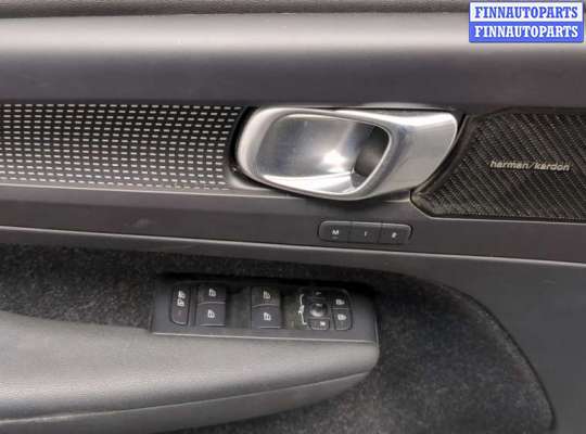 купить Дверь боковая (легковая) на Volvo XC40