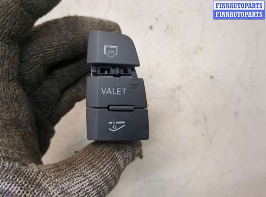 купить Кнопка управления бортовым компьютером на Audi Q7 2005-2015