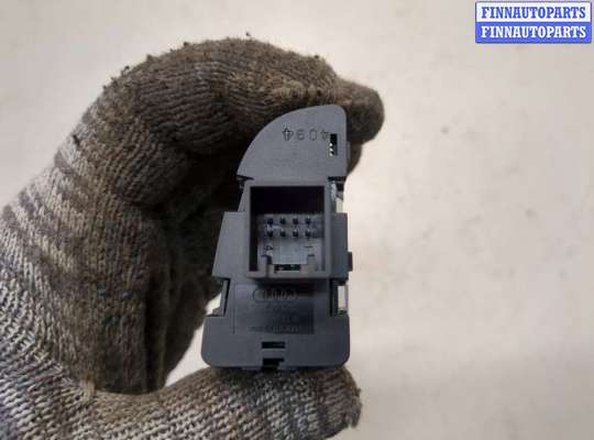 купить Кнопка управления бортовым компьютером на Audi Q7 2005-2015