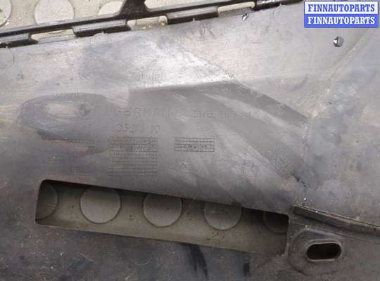 купить Накладка замка капота на BMW 5 F10 2010-2017