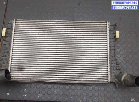 Радиатор интеркулера VG2667762 на Volkswagen Jetta 6 2010-2018