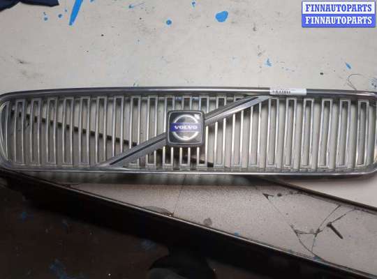 купить Решетка радиатора на Volvo V50 2004-2012
