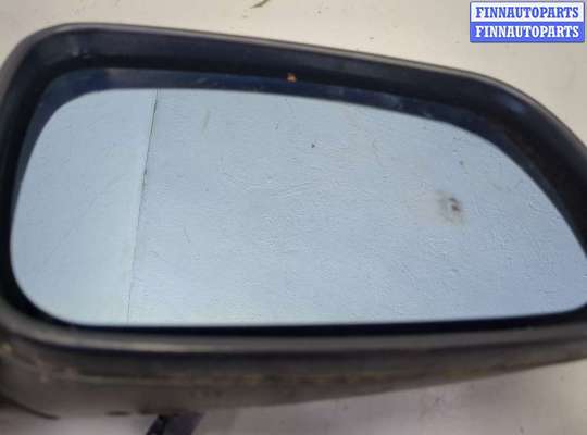 Зеркало боковое на Volkswagen Golf IV (1J)