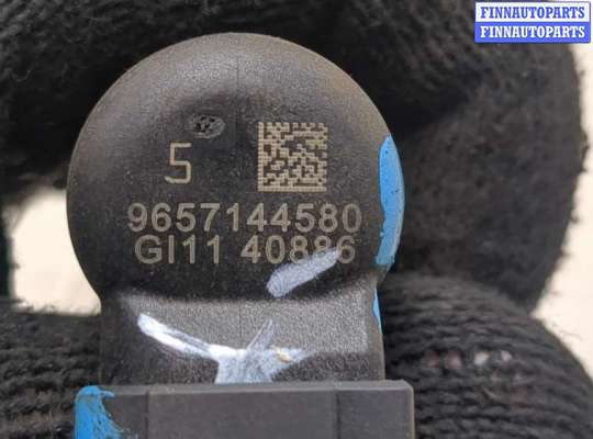 купить Форсунка топливная на Volvo V50 2004-2012