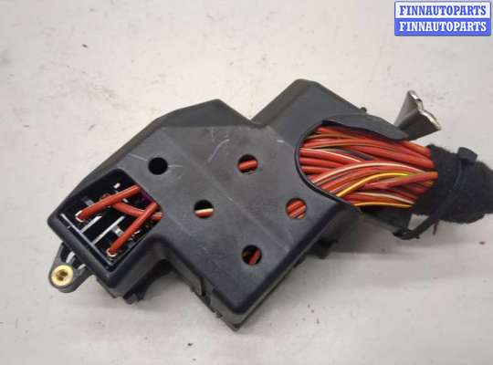 купить Блок предохранителей на Volkswagen Touareg 2014-2018