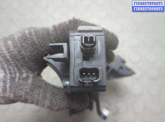 Ручка крышки багажника (задней двери)