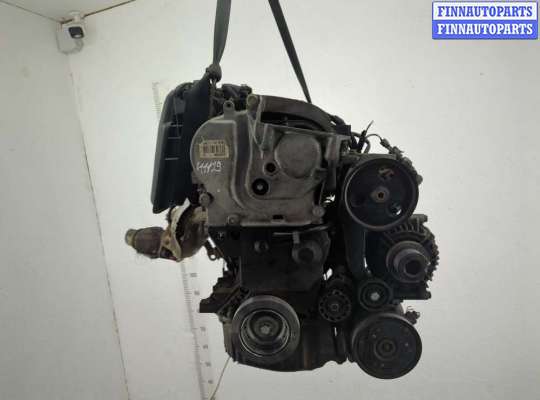 Купить Форсунка топливная на Renault Scenic 1996-2002 Форсунка топливная RN1584440 на Renault Scenic 1996-2002