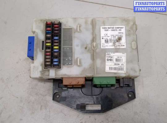 Блок предохранителей FO1830945 на Ford Mondeo 4 2007-2015