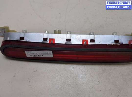 купить Фонарь дополнительный (стоп-сигнал) на Toyota Corolla Verso 2004-2009