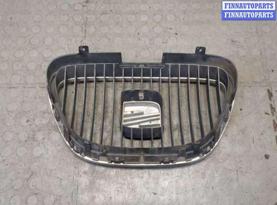 купить Решетка радиатора на Seat Leon 2 2005-2012